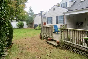 25 Pinetree Ln, Levittown, NY 11756 - Photo 22