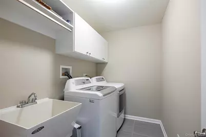 2 E Van Buren Way, Hopewell Junction, NY 12533 - Photo 32