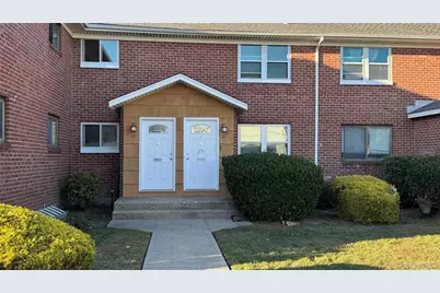 19 Barbara Court, Sayville, NY 11782 - Photo 1