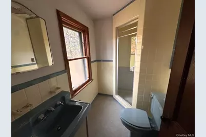 340 Vineyard Avenue, Highland, NY 12528 - Photo 12