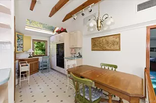 27 Cold Spring Hills Rd, Huntington, NY 11743 - Photo 14