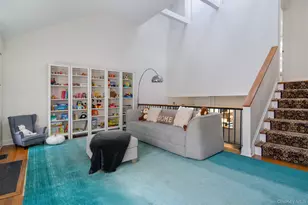 110 Valleyview Rd, Irvington, NY 10533 - Photo 10