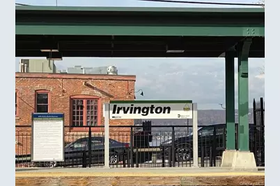 110 Valleyview Road, Irvington, NY 10533 - Photo 34