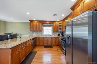 2758 Harvard Pl, Baldwin, NY 11510 - Photo 8