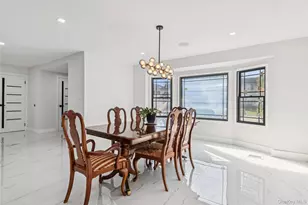 5 Valley Ln W, Woodmere, NY 11581 - Photo 4