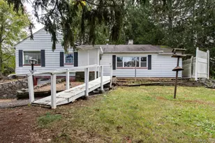 88 Buckingham Ave, Poughkeepsie, NY 12601 - Photo 2