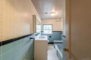 88 Buckingham Ave, Poughkeepsie, NY 12601 - Photo 20