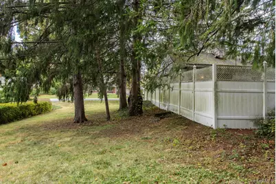 88 Buckingham Avenue, Poughkeepsie, NY 12601 - Photo 32