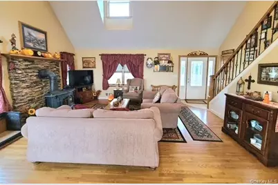 282 West Lane, Aquebogue, NY 11931 - Photo 6