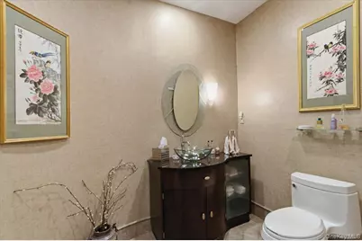 135 Kensington Oval, New Rochelle, NY 10805 - Photo 20