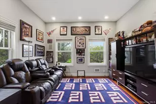 135 Kensington Oval, New Rochelle, NY 10805 - Photo 18