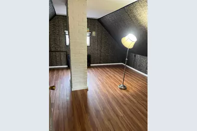 191 Acre Lane, Hicksville, NY 11801 - Photo 10