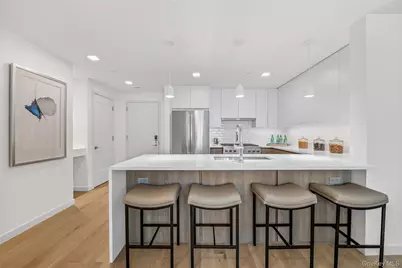 218 Middle Neck Road #207, Great Neck, NY 11021 - Photo 20