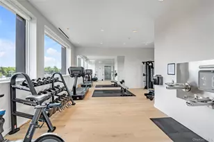 218 Middle Neck Rd, Great Neck, NY 11021 - Photo 16