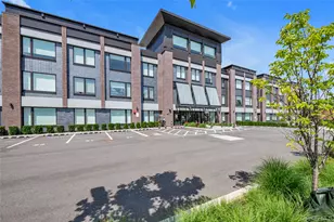 218 Middle Neck Rd, Great Neck, NY 11021 - Photo 2