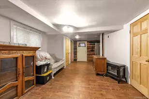 26 Cheshire Rd, Inwood, NY 11096 - Photo 16