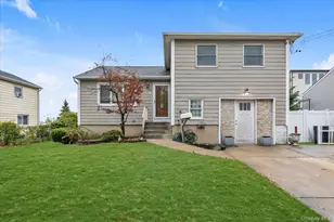 26 Cheshire Rd, Inwood, NY 11096 - Photo 2