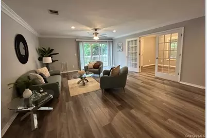 85 Overlook Drive #85, Farmingville, NY 11738 - Photo 6