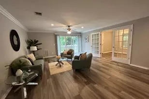 85 Overlook Dr, Farmingville, NY 11738 - Photo 6