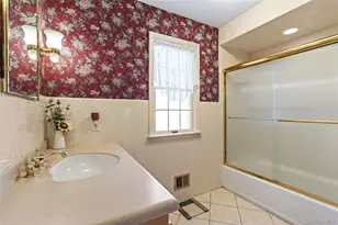 59 Linden Blvd, Hicksville, NY 11801 - Photo 24
