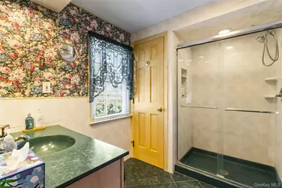 59 Linden Boulevard, Hicksville, NY 11801 - Photo 14