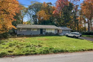 20 Amsterdam Ave, Monsey, NY 10952 - Photo 2