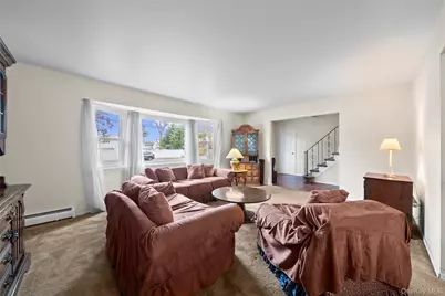 2129 Sycamore Avenue, Ronkonkoma, NY 11779 - Photo 4