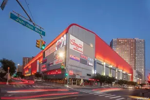 61-55 98th St, Rego Park, NY 11374 - Photo 18