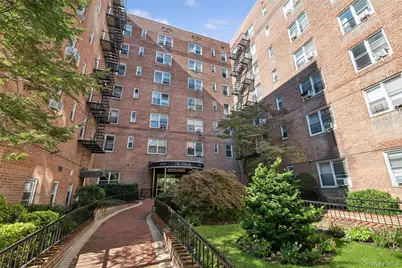 67-12 Yellowstone Boulevard #B16, Forest Hills, NY 11375 - Photo 1