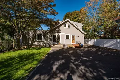 38 High Street, Roslyn Heights, NY 11577 - Photo 20