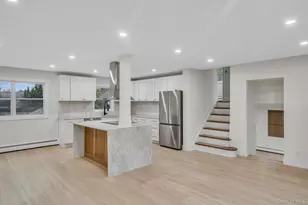 246 Woodlawn Ave, Saint James, NY 11780 - Photo 8