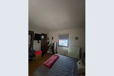 60 New Hampshire Avenue, Bay Shore, NY 11706 - Photo 32