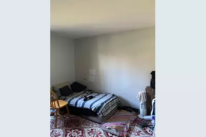 60 New Hampshire Avenue, Bay Shore, NY 11706 - Photo 16