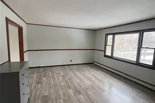 60 New Hampshire Ave, Bay Shore, NY 11706 - Photo 6