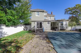 108 Jayne Ave, Patchogue, NY 11772 - Photo 34
