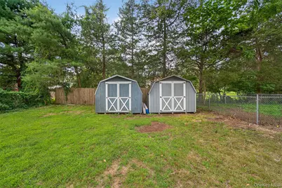 85 Holloran Road, New Windsor, NY 12553 - Photo 16