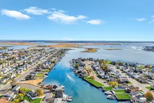 322 Miller Ave, Freeport, NY 11520 - Photo 44