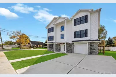 322 Miller Avenue, Freeport, NY 11520 - Photo 6