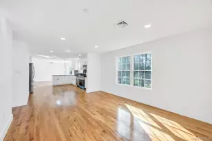 322 Miller Ave, Freeport, NY 11520 - Photo 24