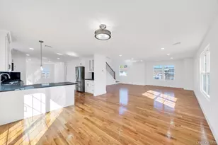 322 Miller Ave, Freeport, NY 11520 - Photo 14