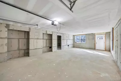 322 Miller Avenue, Freeport, NY 11520 - Photo 46