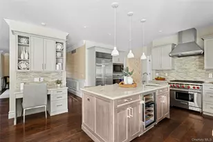 34 Post Fields Ln, Quogue, NY 11959 - Photo 10