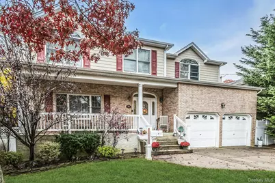 1716 Monroe Avenue, Seaford, NY 11783 - Photo 2