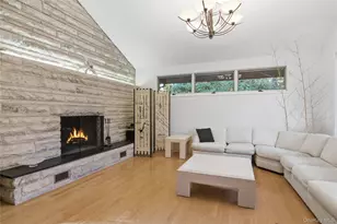 341 River Rd, Saint James, NY 11780 - Photo 10