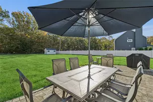 16 Mastro Ct, Calverton, NY 11933 - Photo 30