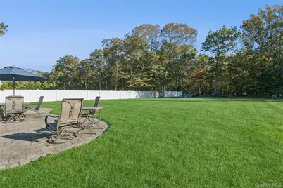 16 Mastro Court, Calverton, NY 11933 - Photo 32