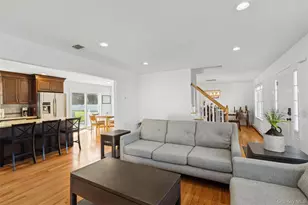 16 Mastro Ct, Calverton, NY 11933 - Photo 8