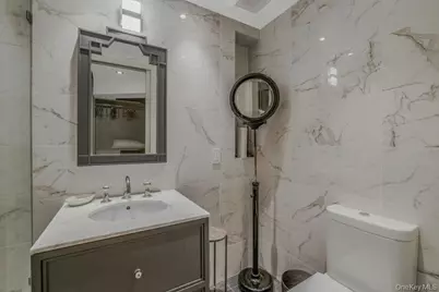 155 W 15th Street #1E, New York, NY 10011 - Photo 16