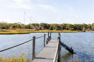 105 Waterview Dr, Southold, NY 11971 - Photo 38