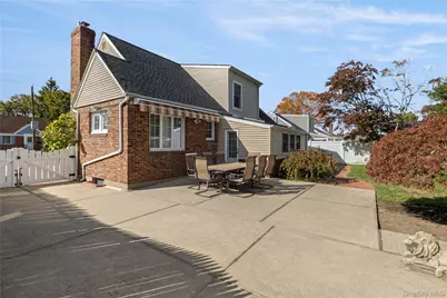 17 Cedar Drive, Farmingdale, NY 11735 - Photo 18